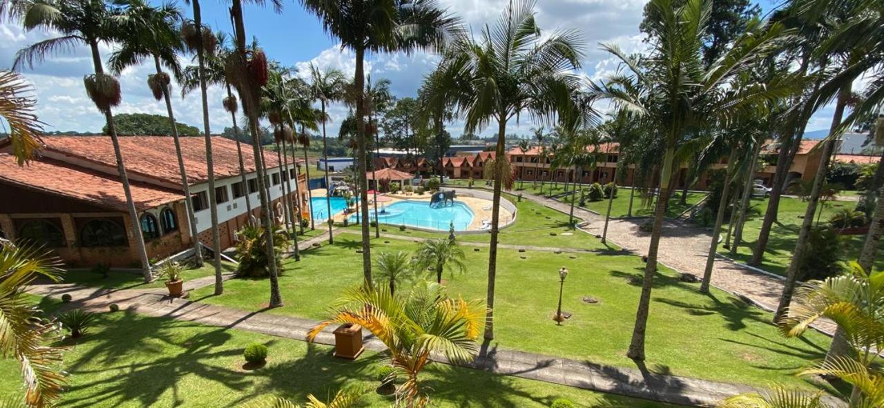 Eduardos Park Hotel Cotia  Buitenkant foto